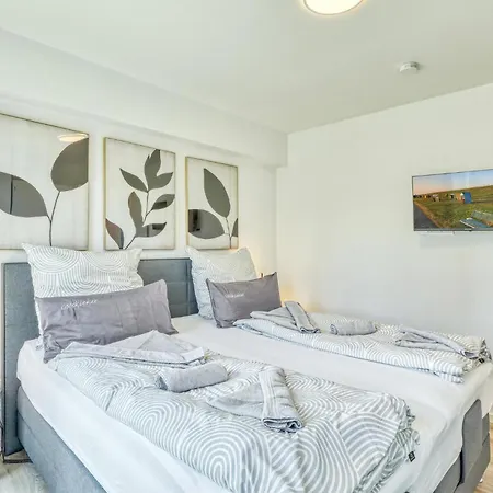 Apartman Awesome In Butjadingen Ot Tosenst