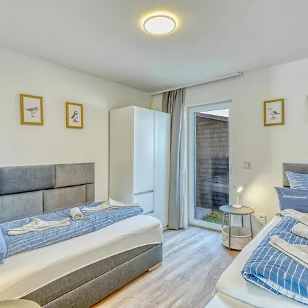 Awesome In Butjadingen Ot Tosenst Apartman
